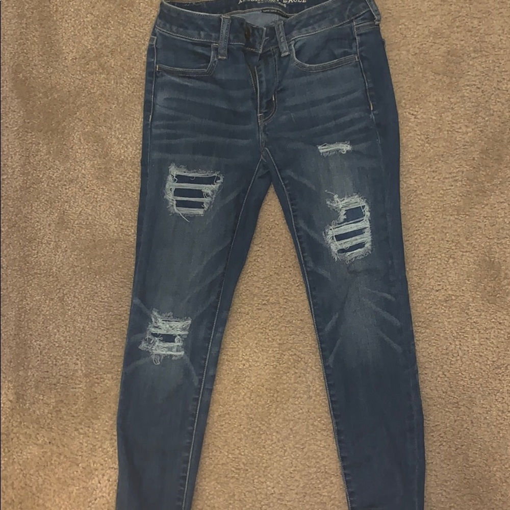 ripped American eagle jeans